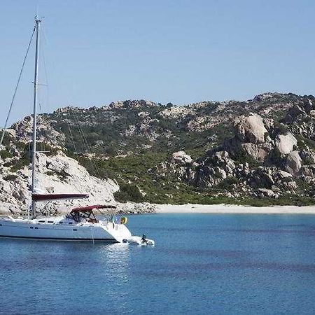La Maddalena Hotel & Yacht Club Exterior photo